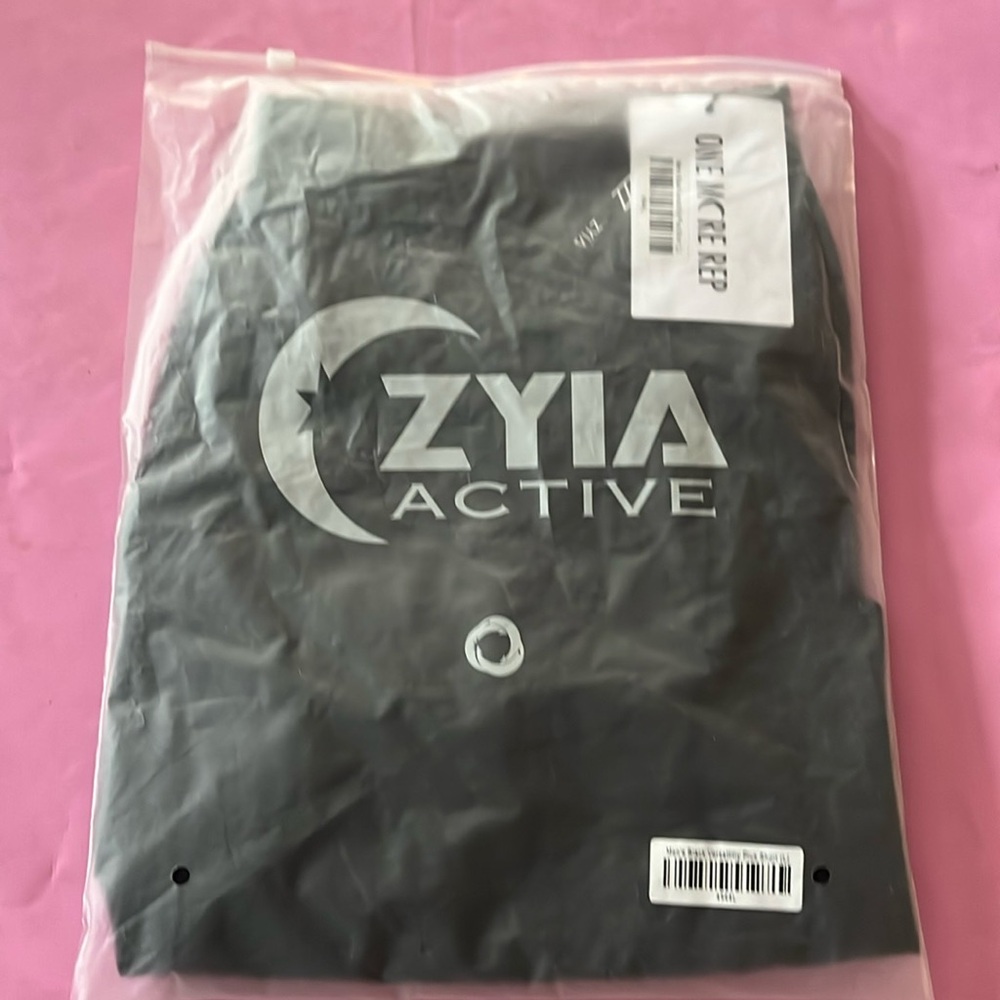 ZYIA Activewear- Men’s Black Versatility Plus Short